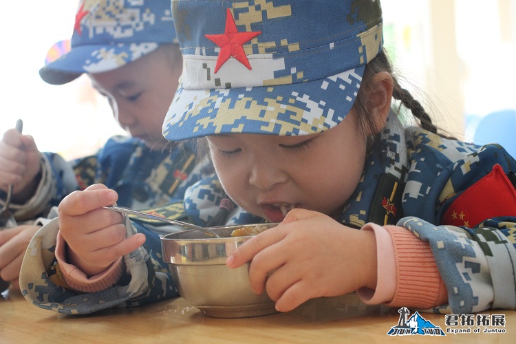 金域天下幼兒園迷彩小兵特訓(xùn)營